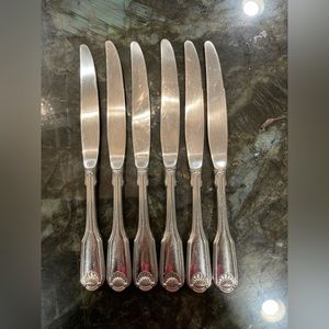 7 Oneida Flatware Classic Shell Pattern Cube Marking Stainless Dinner Knives 9.5